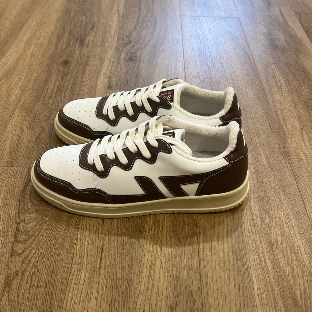 Olea Brown - 43 (Second-hand)