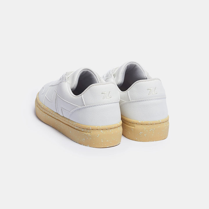 baskets jaunes et blanches 