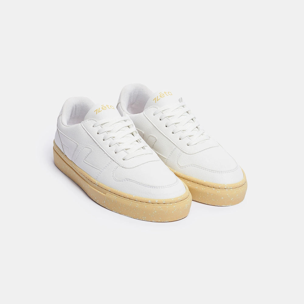 baskets jaunes et blanches 